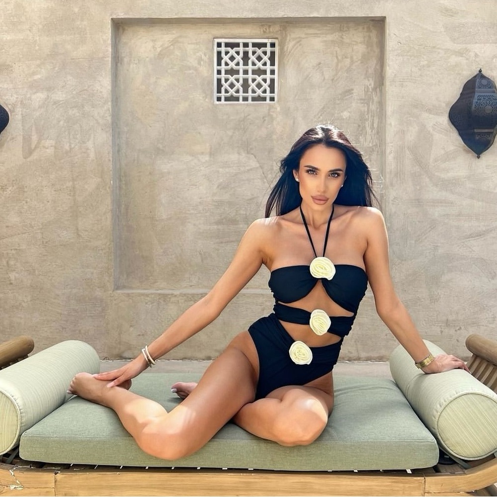 Bikini swimwear rose one pieces swimsuit reveche butrym